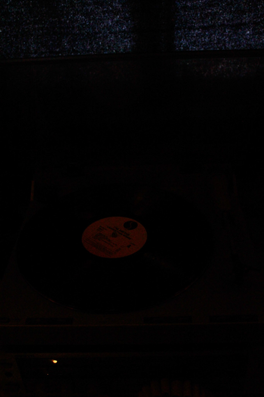 %_tempFileNameWhitney%20Dandridge_771658_assignsubmission_file_Hand-held%20vertical,%20Turntable%